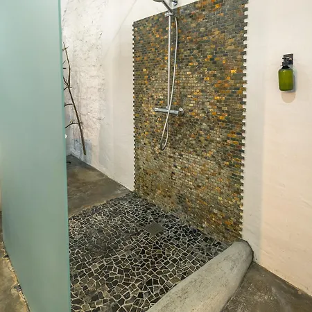 Loft-style Ground Floor Flat *