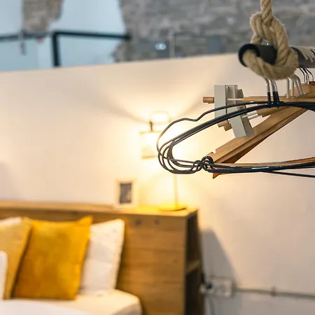Loft-style Ground Floor Flat *