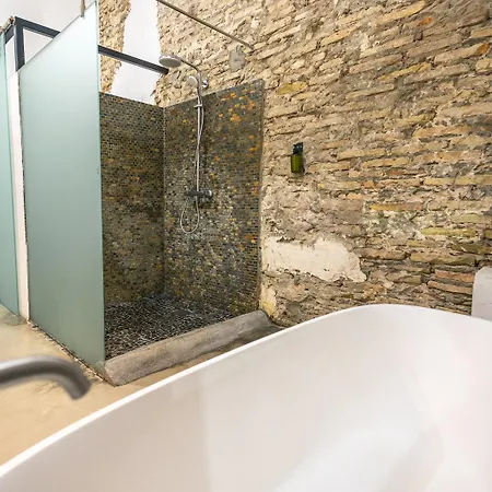Apartamento Loft-style Ground Floor Flat