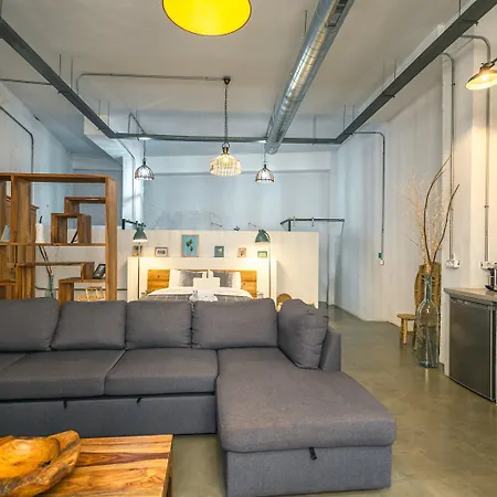 Loft-style Ground Floor Flat Apartamento