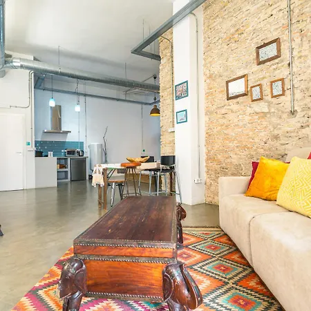 Appartamento Loft-style Ground Floor Flat *